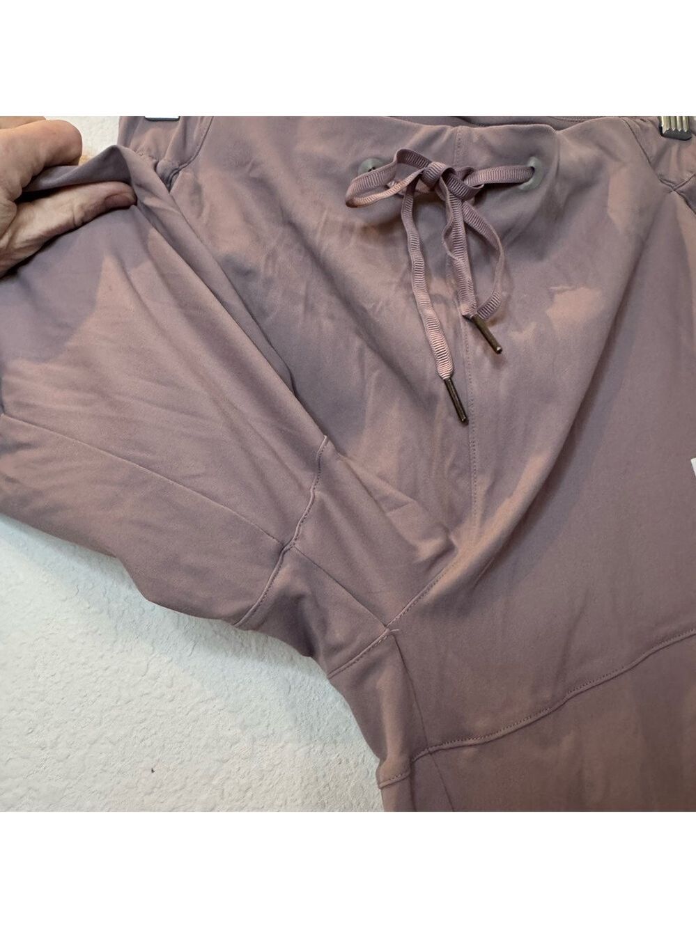BAJIO *RARE* Insanely Soft Joggers - Picture 9 of 15